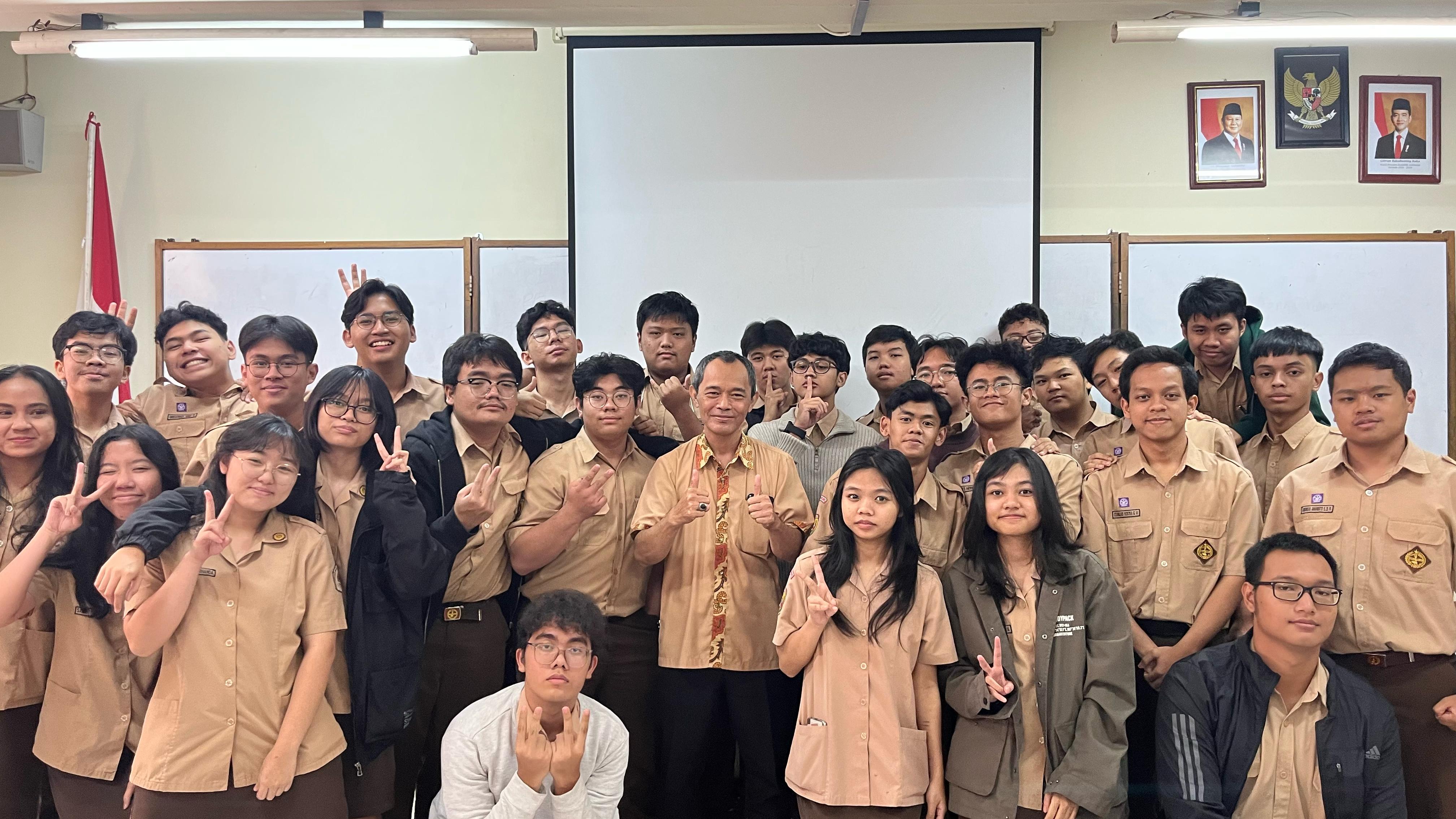 P. Pancasila | Pak Topo